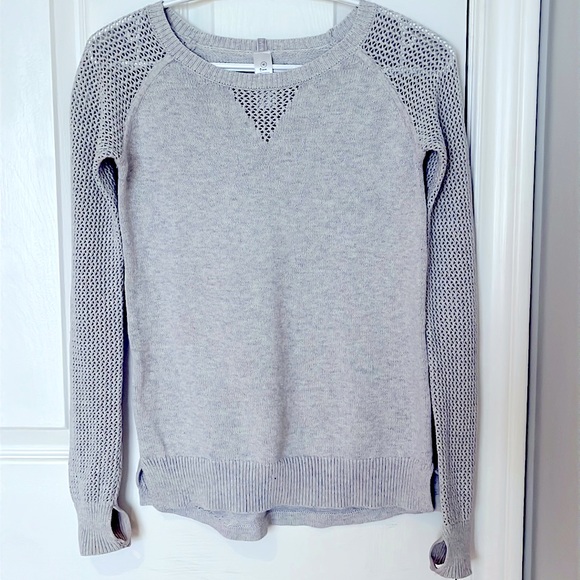 Ivivva by Lululemon long sleeve - Picture 1 of 3